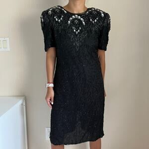 Vintage Jakelin Designs Black Short Sleeve Beaded Dress 100% Pure Silk Size M